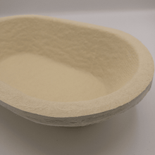 Laden Sie das Bild in den Galerie-Viewer, Gärkorb (Brotform, Simperl) Oval länglich aus Holzschliff, 1,5-2 Kg, 37x15 cm - 25.stunden.BROT