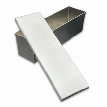 Laden Sie das Bild in den Galerie-Viewer, Kasten Backform aus Aluminium
