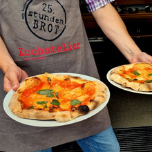 Laden Sie das Bild in den Galerie-Viewer, Mission Pizza - die beste Pizza ist unsere Mission
