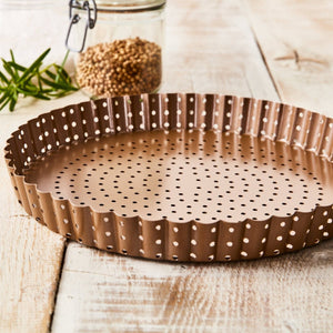 Tarteform mit losem Boden, leicht, perforiert, antihaftbeschichtet, Ø 25 cm - 25.stunden.BROT
